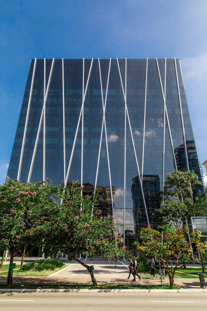 Miss Silvia Morizono