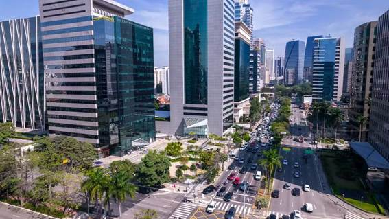 Paulista reage e tem menor vacância entre áreas de escritórios de São Paulo